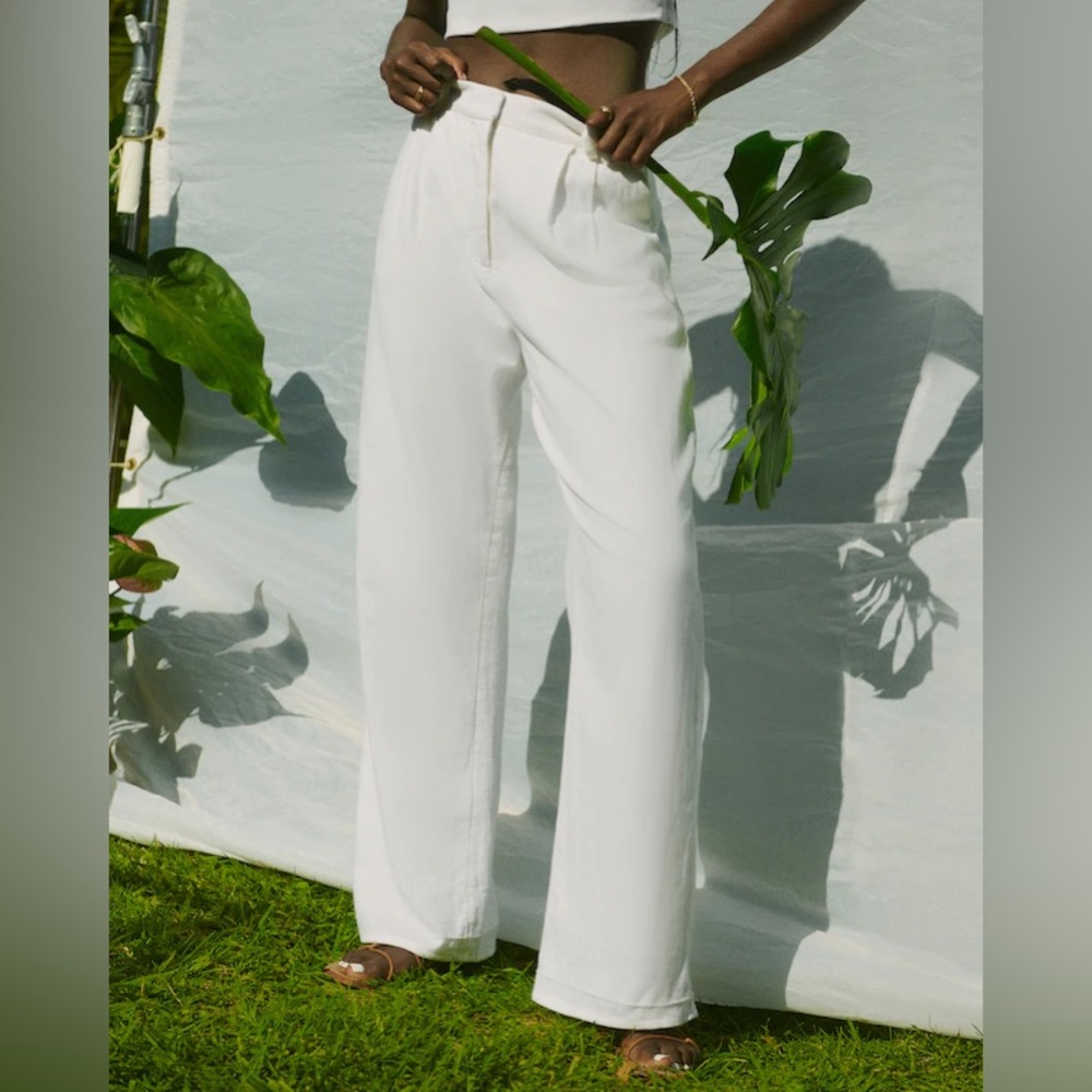 Abercrombie & Fitch White Wide Leg Pants
